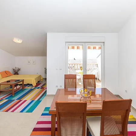 1 Bedroom Awesome In *